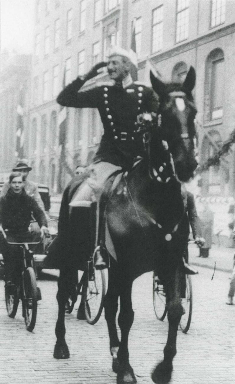 Photo of King Christian the 10th of Denmark on a horse